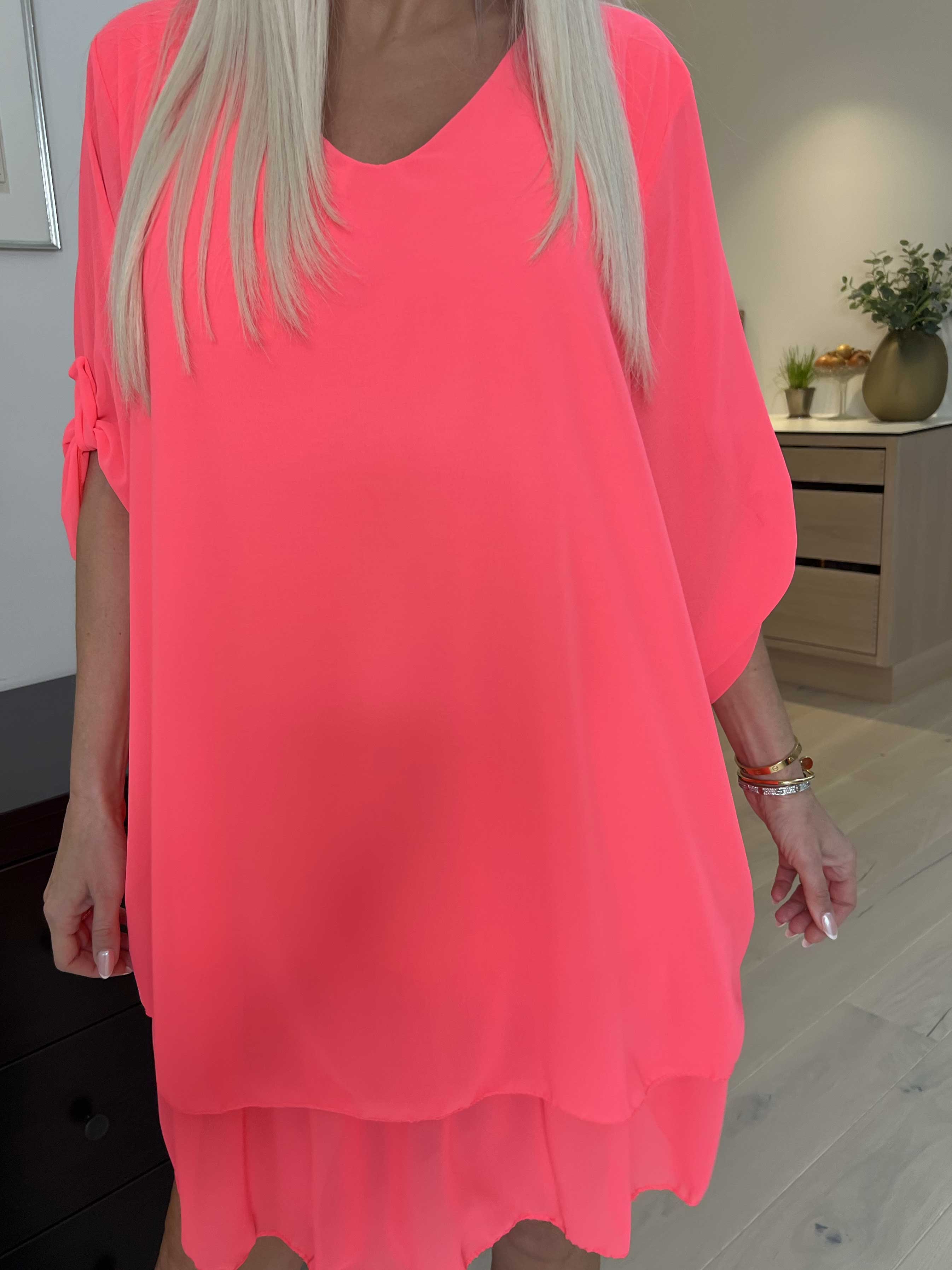 Jill - Chiffon tunikakjole med viskose underkjole